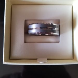 Man's ring